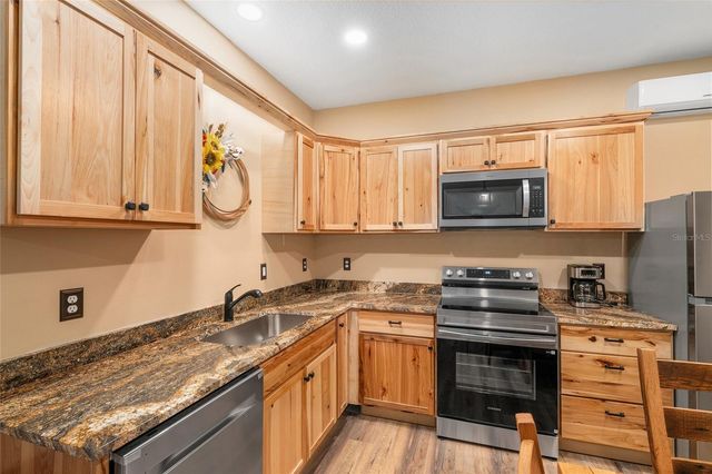 13869 S HWY 475, Summerfield, FL 34491