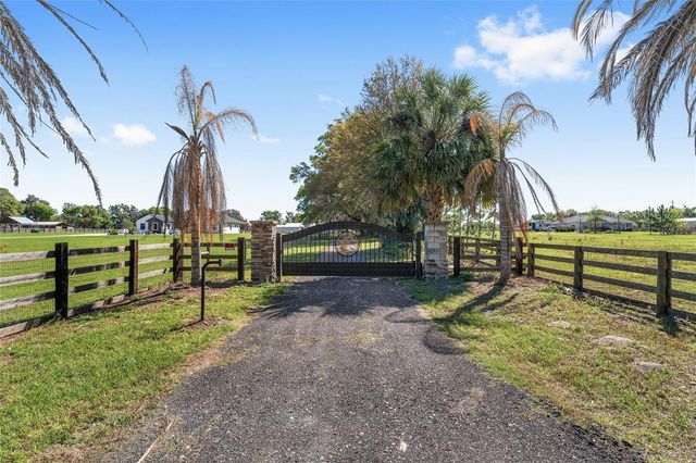 13869 S HWY 475, Summerfield, FL 34491