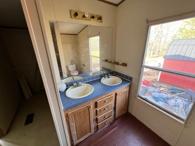 118 Oakwood Rd, Hohenwald, TN 38462