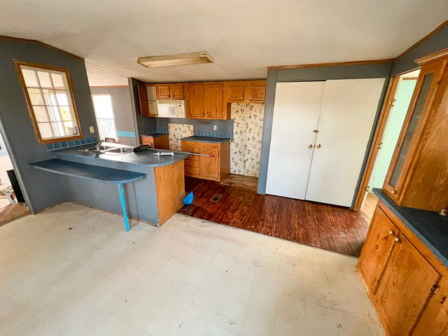 118 Oakwood Rd, Hohenwald, TN 38462