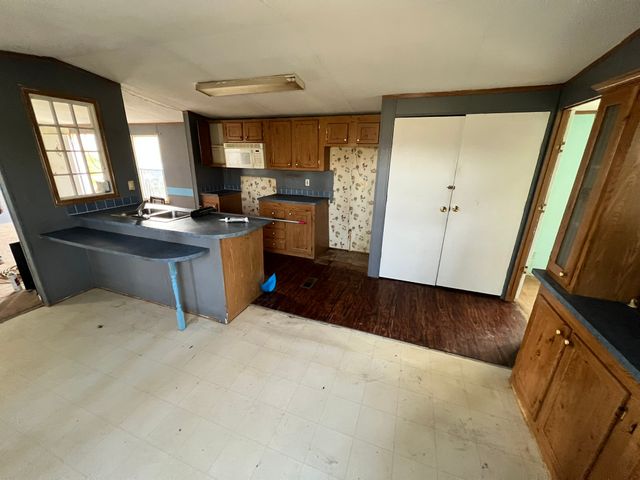 118 Oakwood Rd, Hohenwald, TN 38462