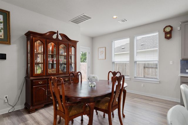 64 Bent Trail LN, Georgetown, TX 78628