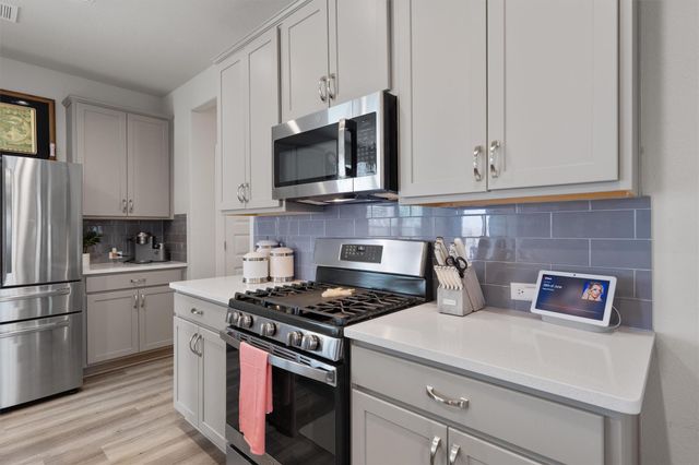 64 Bent Trail LN, Georgetown, TX 78628