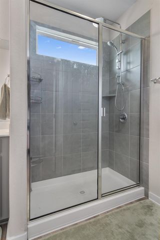 64 Bent Trail LN, Georgetown, TX 78628