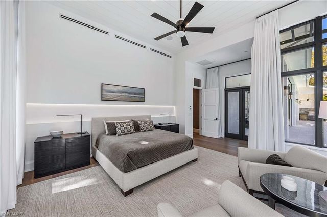 1300 Nautilus RD, Naples, FL 34102