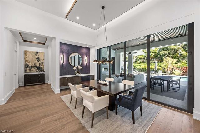 1300 Nautilus RD, Naples, FL 34102