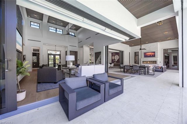 1300 Nautilus RD, Naples, FL 34102