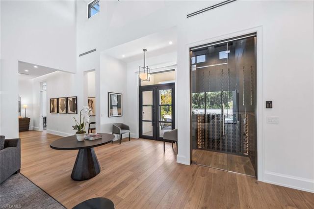 1300 Nautilus RD, Naples, FL 34102