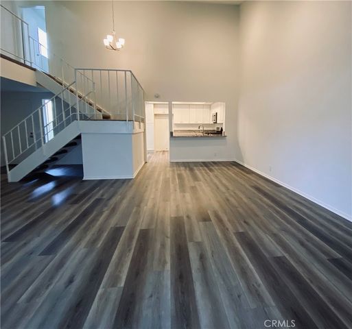 4 Windwood, Irvine, CA 92604