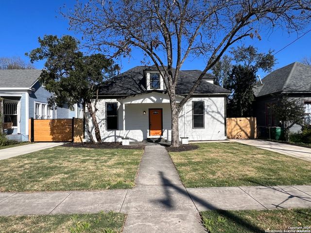 909 HAYS ST, San Antonio, TX 78202