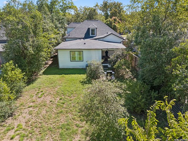 909 HAYS ST, San Antonio, TX 78202