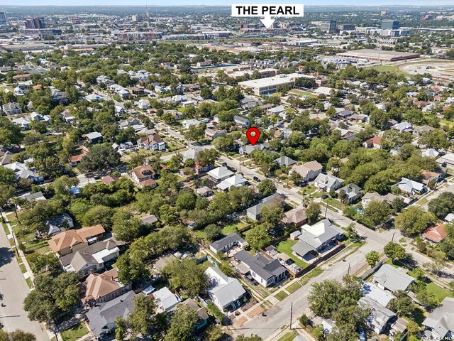 909 HAYS ST, San Antonio, TX 78202