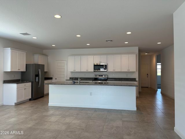 3121 W Shanley Avenue, Apache Junction, AZ 85120