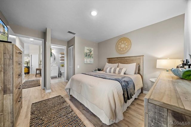 3525 N Woodgate Drive, Beverly Hills, FL 34465