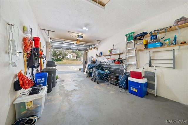 3525 N Woodgate Drive, Beverly Hills, FL 34465