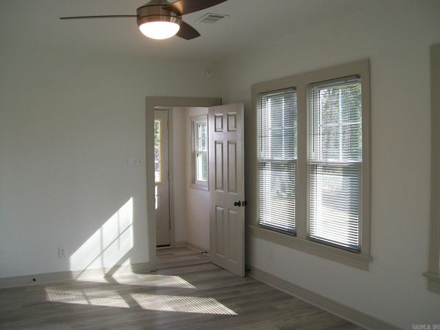 107 Noxon Street, Hot Springs, AR 71913