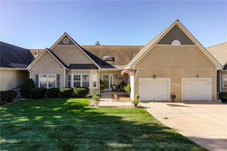 4304 S Milton Drive, Independence, MO 64055