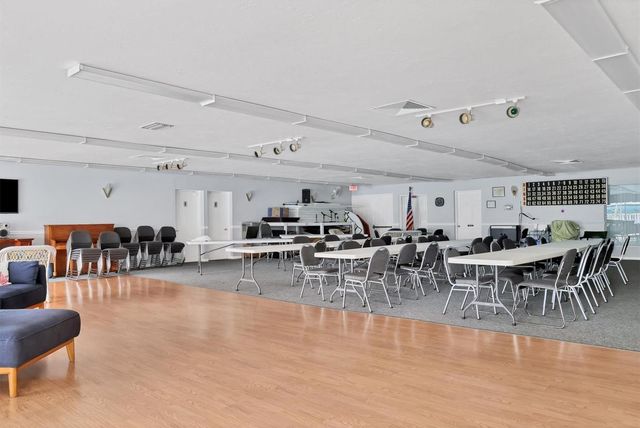 102 46TH AVENUE TERRACE W 402, Bradenton, FL 34207