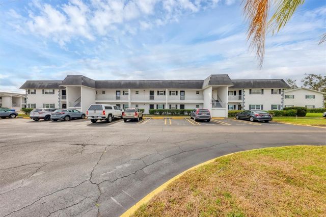 102 46TH AVENUE TERRACE W 402, Bradenton, FL 34207