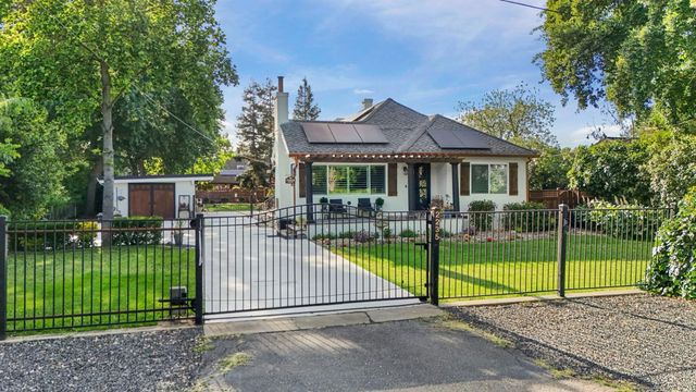 2235 Moreing Rd, Stockton, CA 95204
