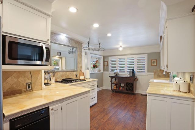 2235 Moreing Rd, Stockton, CA 95204