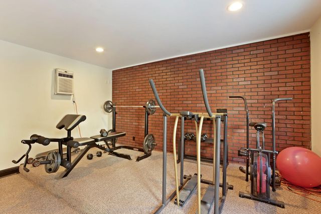 2235 Moreing Rd, Stockton, CA 95204