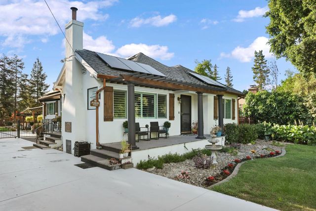 2235 Moreing Rd, Stockton, CA 95204