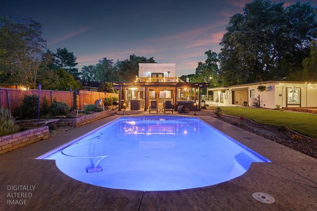 2235 Moreing Rd, Stockton, CA 95204