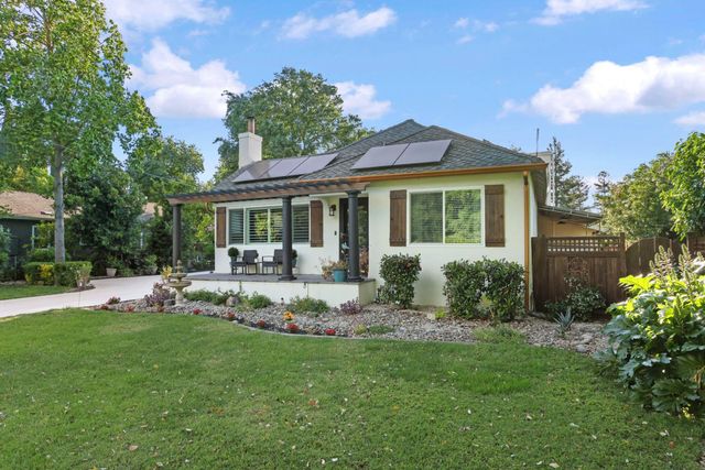 2235 Moreing Rd, Stockton, CA 95204