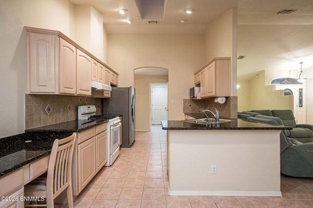 4561 Paseo Azul, Las Cruces, NM 88011