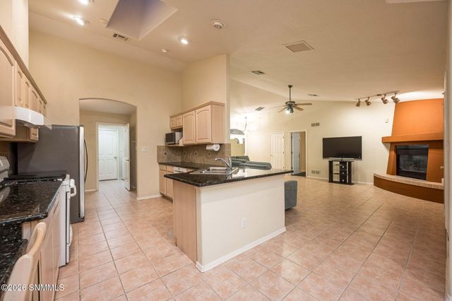 4561 Paseo Azul, Las Cruces, NM 88011