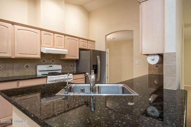4561 Paseo Azul, Las Cruces, NM 88011