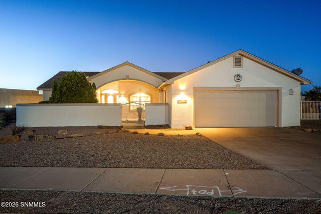 4561 Paseo Azul, Las Cruces, NM 88011