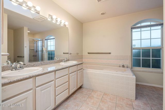 4561 Paseo Azul, Las Cruces, NM 88011