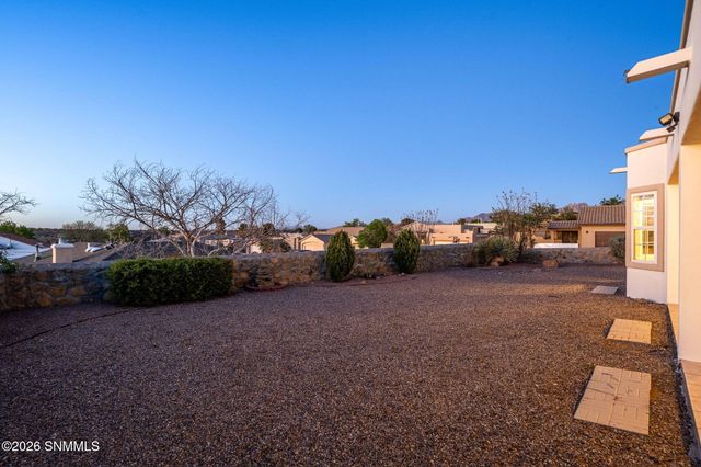 4561 Paseo Azul, Las Cruces, NM 88011