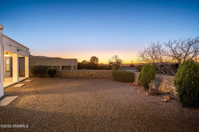 4561 Paseo Azul, Las Cruces, NM 88011