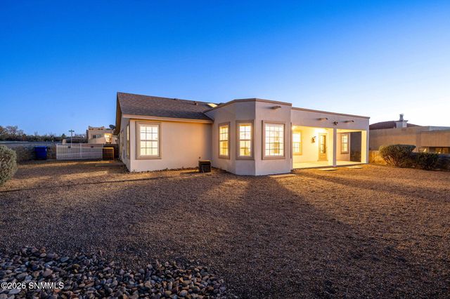 4561 Paseo Azul, Las Cruces, NM 88011