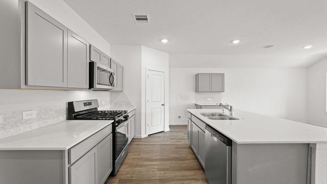 16511 Hidden Ponderosa Path, Magnolia, TX 77355