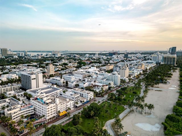 1060 Ocean Drive D206, Miami Beach, FL 33139