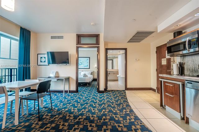1060 Ocean Drive D206, Miami Beach, FL 33139