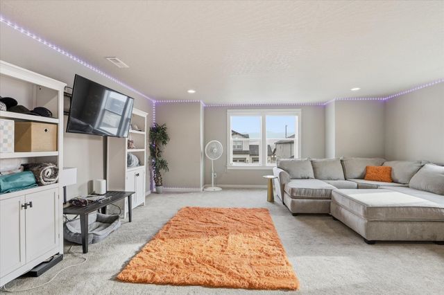 1824 S Donwood St, Spokane Valley, WA 99016