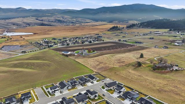 1824 S Donwood St, Spokane Valley, WA 99016