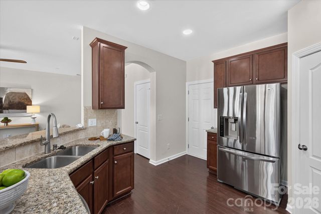 5248 Allison Lane, Charlotte, NC 28277