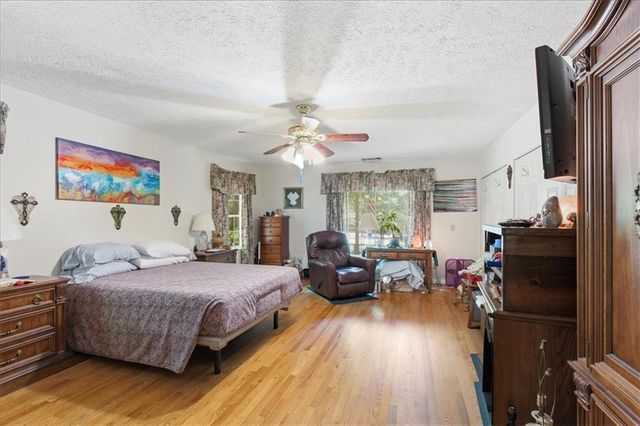 321 Mariner Circle, Woodstock, GA 30189