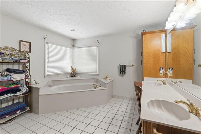 321 Mariner Circle, Woodstock, GA 30189