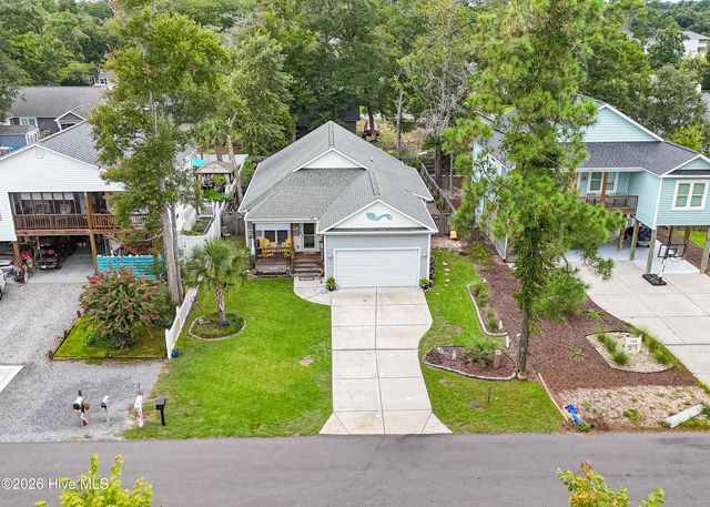 137 NW 16th Street, Oak Island, NC 28465