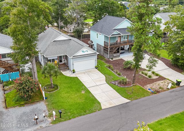 137 NW 16th Street, Oak Island, NC 28465