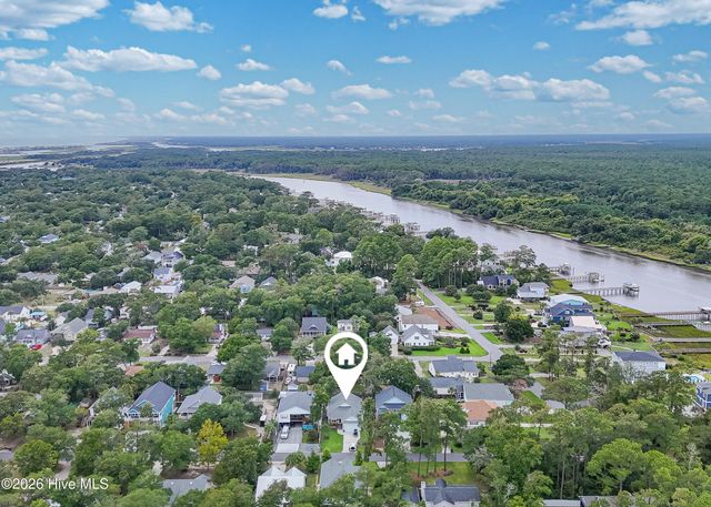 137 NW 16th Street, Oak Island, NC 28465