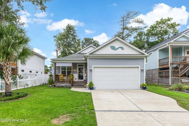 137 NW 16th Street, Oak Island, NC 28465
