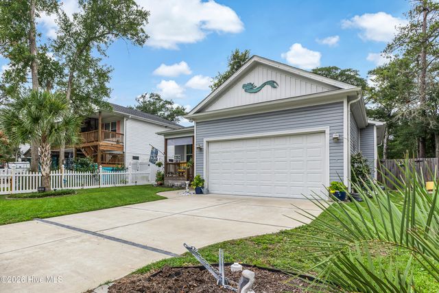 137 NW 16th Street, Oak Island, NC 28465